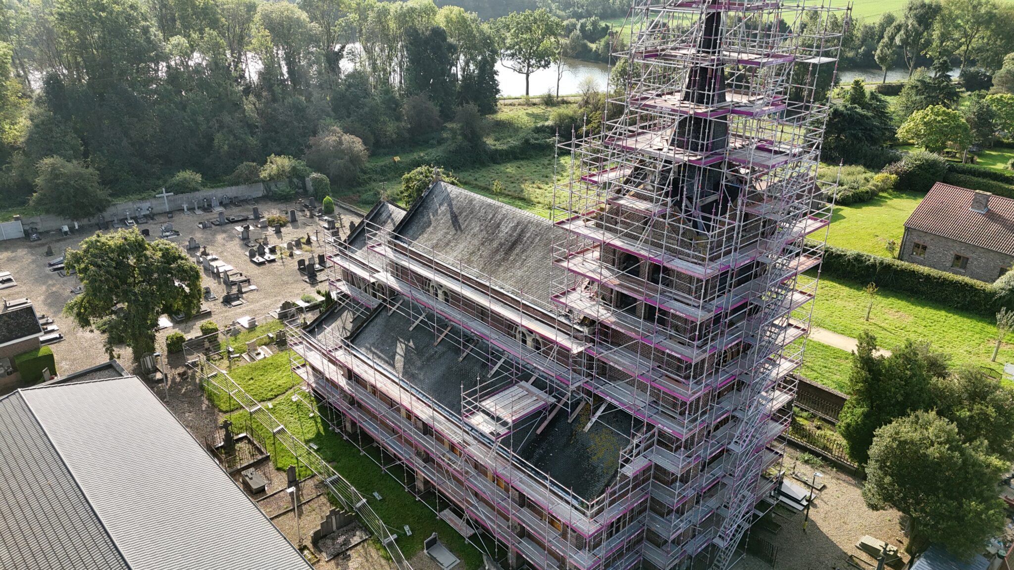 Dakwerken Kerk te Neerharen